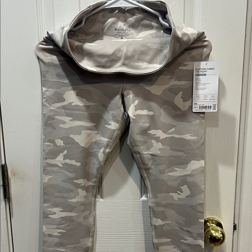 Athleta women Camo Leggings - Light Gray and Cream